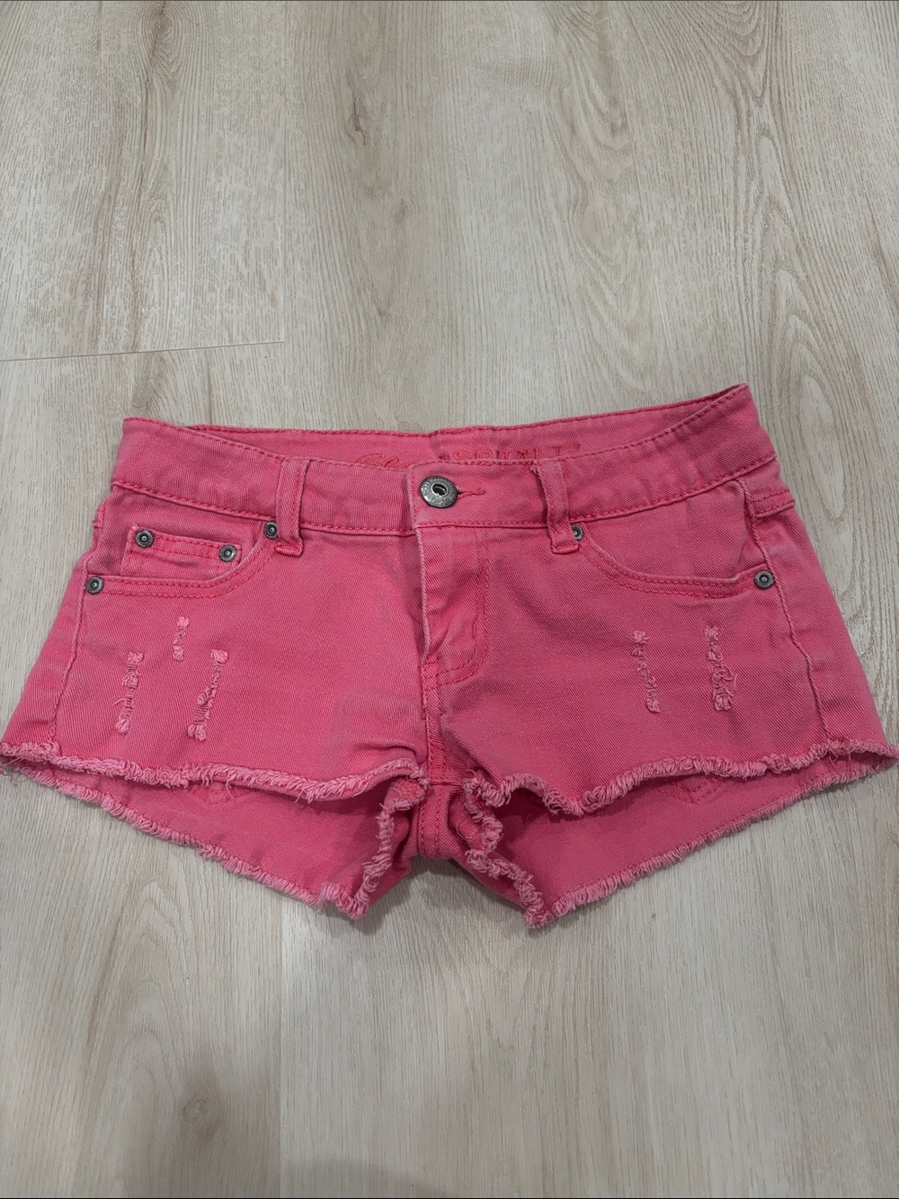 Women's Pink Frayed Hem Denim Shorts